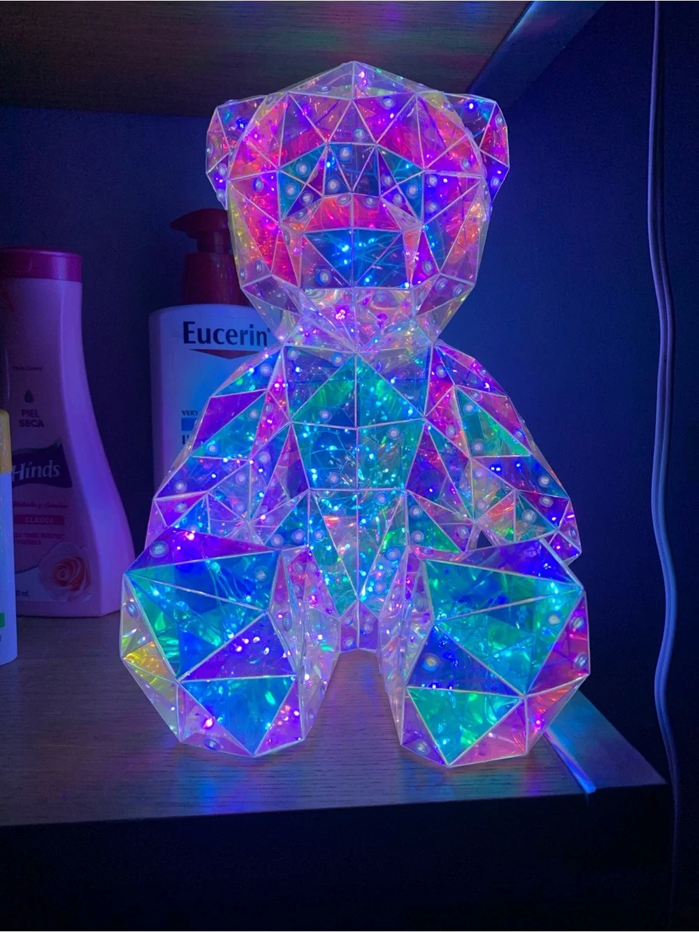 Iridescent Geometric LED Teddy Bear Lamp - Multicolor